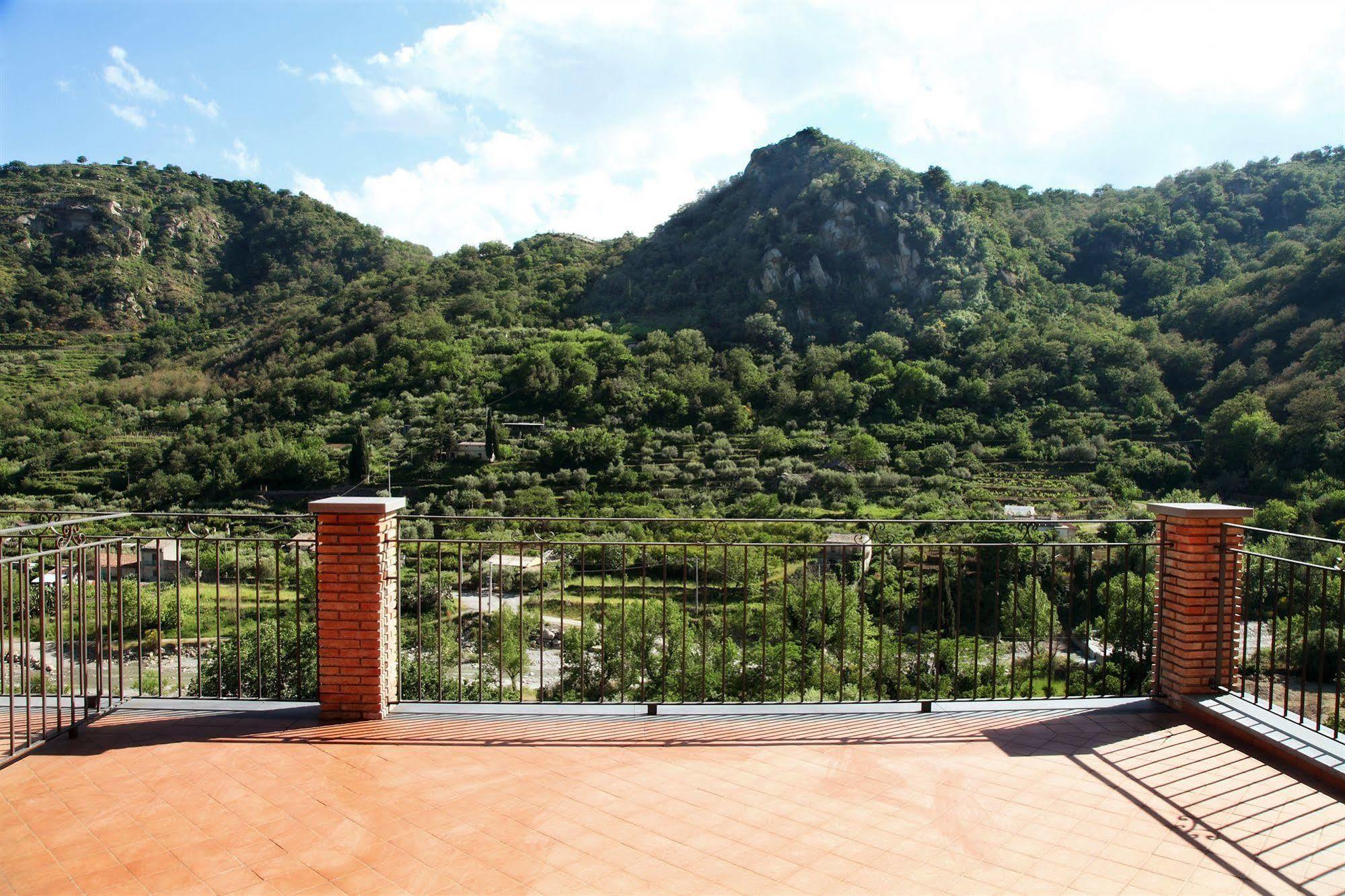 Le Oreadi Francavilla di Sicilia Esterno foto